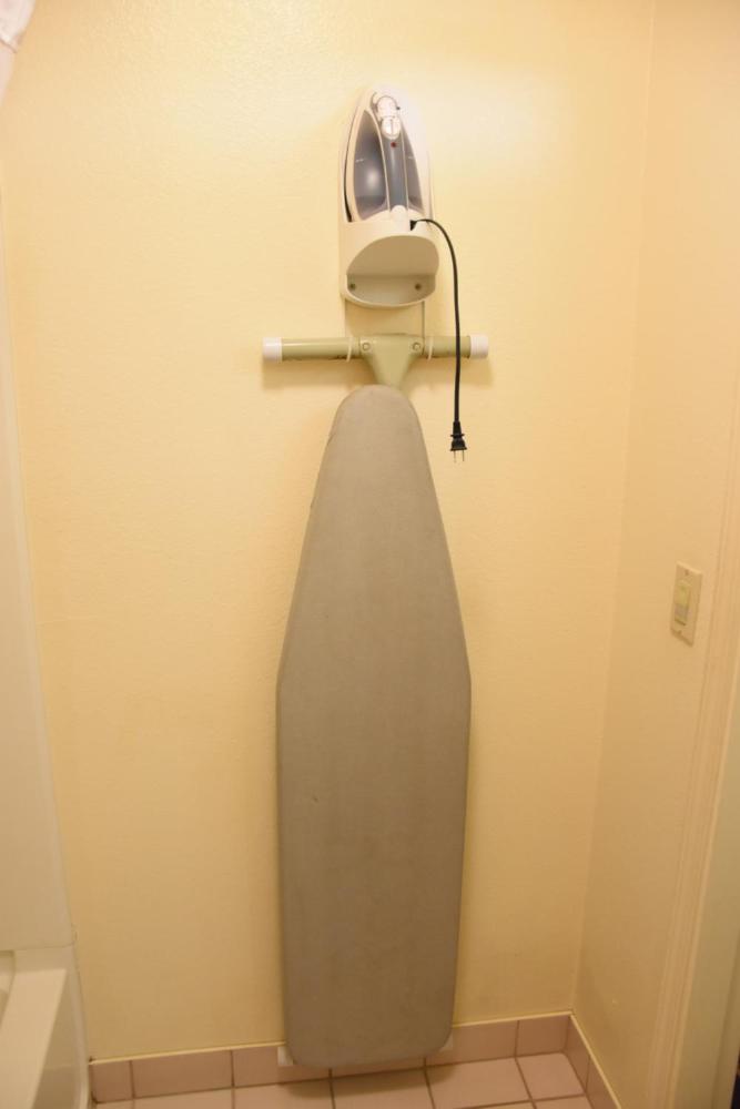 King Room - Non-Smoking